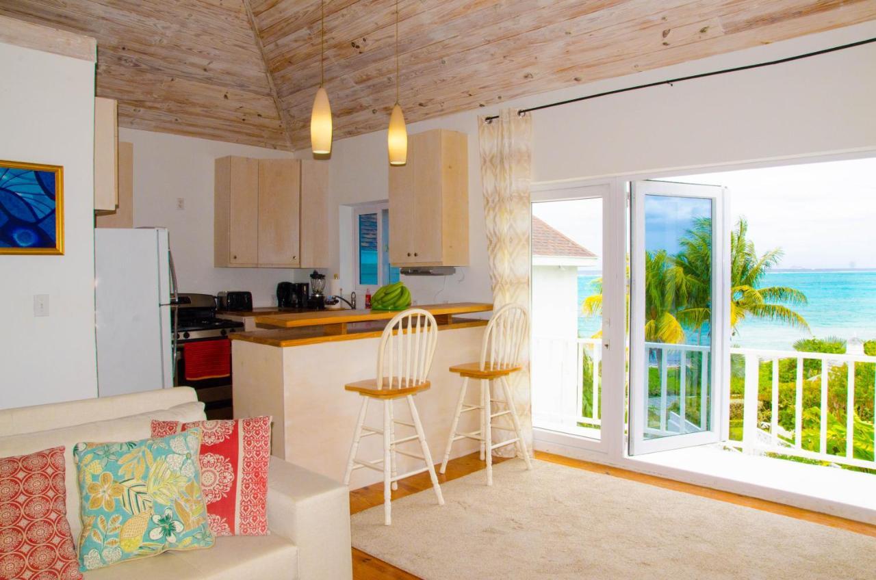 Ocean View Cottage - At Orange Hill แนสซอ ภายนอก รูปภาพ