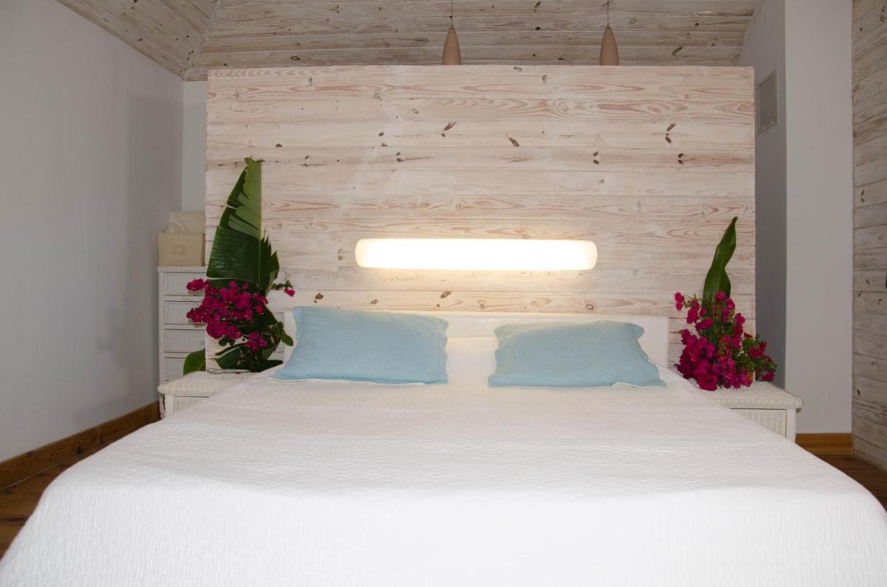 Ocean View Cottage - At Orange Hill แนสซอ ภายนอก รูปภาพ